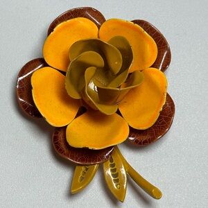 Vintage Large Enameled Flower Brooch Pin Rust & Gold 60’s 70’s Retro